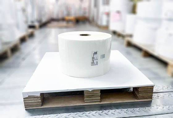 Materiali per etichette in rotoli BOPP trasparenti Colla adesiva acrilica resistente agli graffi