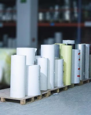 Tipo di colla acrilica adesiva carta termica Jumbo Roll Etichetta adesiva normale