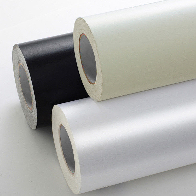 Carta rivestita in bianco da 80 grammi con spessore di rivestimento 53±5% e adesione iniziale ≥15N